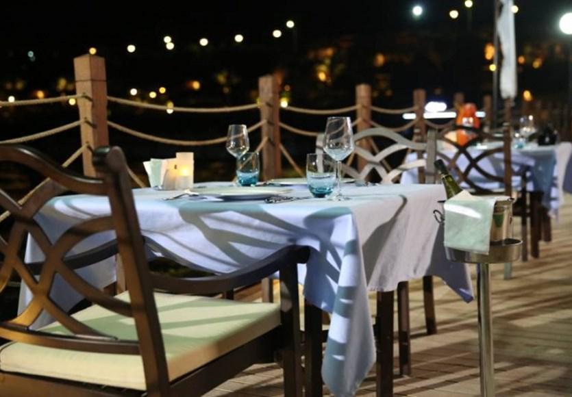 Merit Royal Hotel & Casino Karavas  Luaran gambar