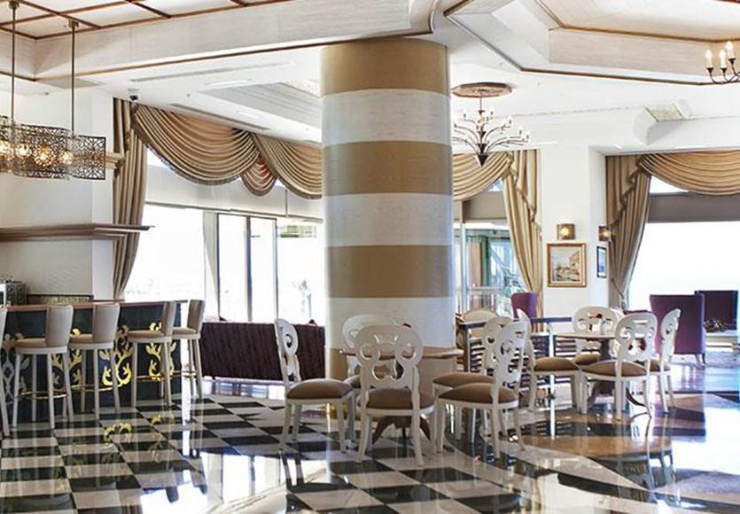 Merit Royal Hotel & Casino Karavas  Luaran gambar